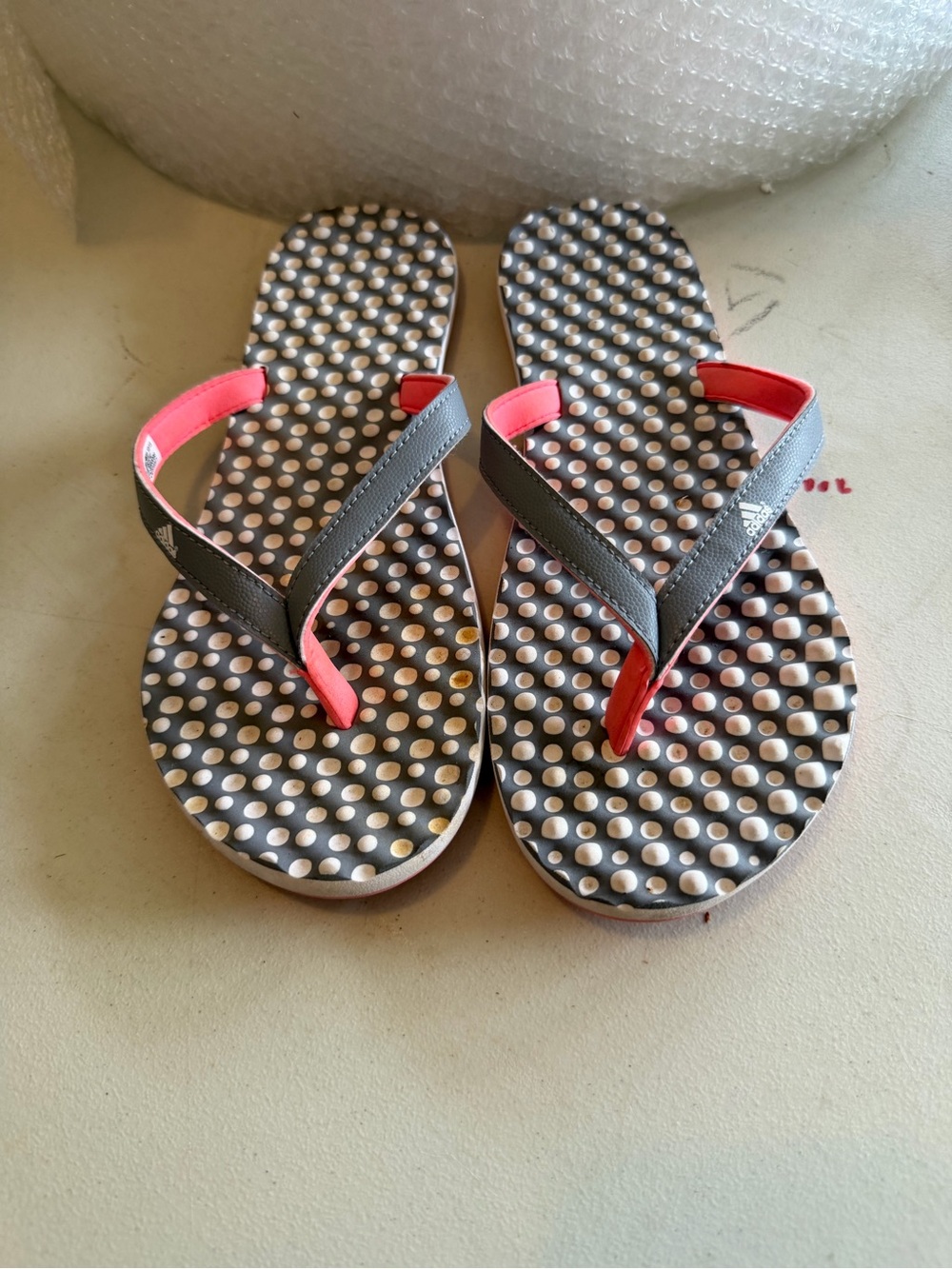 adidas Women’s Size 7 Gray Polka Dot Flip Flops with Pink Accents